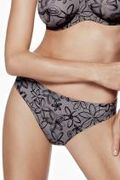 Triumph: Flower Minimizer Tai/Rioslip