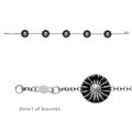 Georg Jensen: DAISY armb�nd med dobbeltsidede margeritter i sterling s�lv og sort emalje